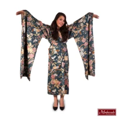 Japanse Geisha Met Bloemenmotief